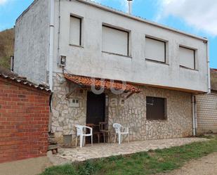 Vista exterior de Casa o xalet en venda en Valdevimbre