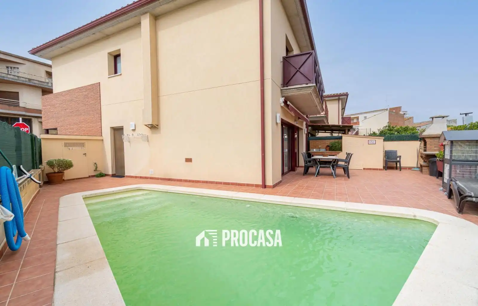 Swimming pool of Houses for sale in Vila-sacra  with Air Conditioner, Heating and Swimming Pool