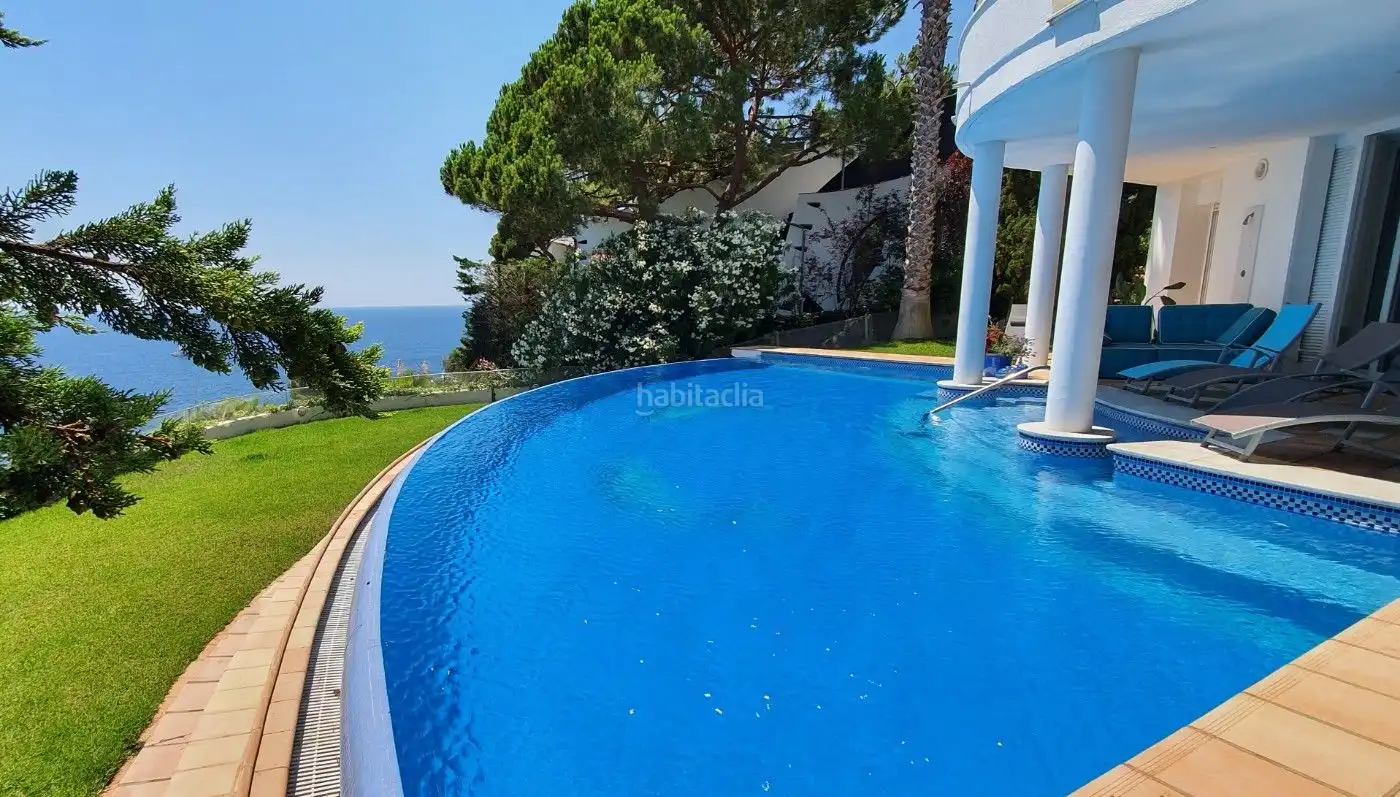 House with garden for sale in Avinguda Tortuga 12, imagen 12