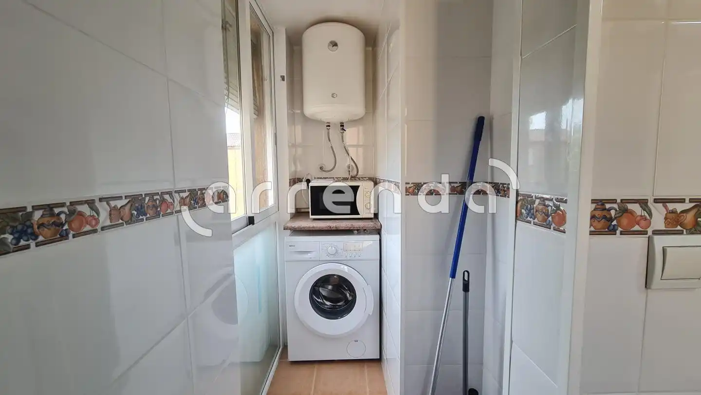 Kitchen of Flat for rent in Madrid  with Air Conditioner and Furnished
