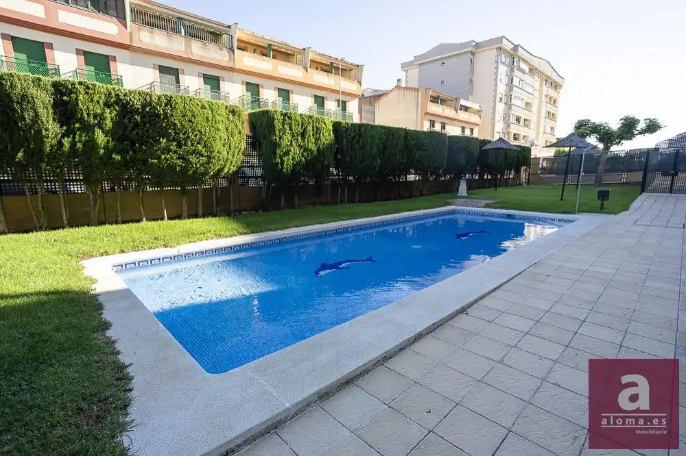 Pis amb piscina en venda a Calle Miguel Serrano, imagen 47