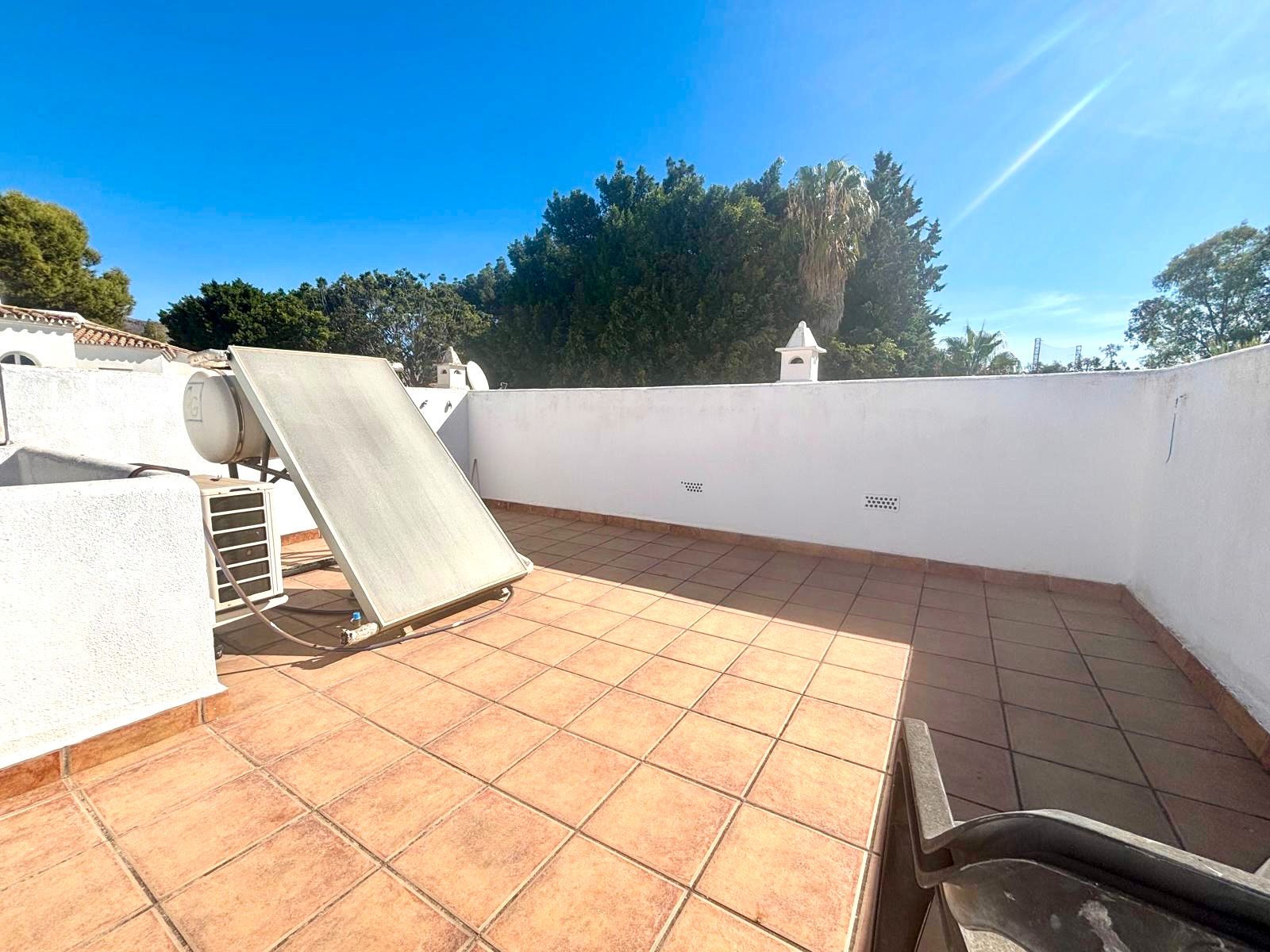 Terrassa de Casa adosada en venda en Benalmádena amb Aire condicionat, Terrassa i Moblat