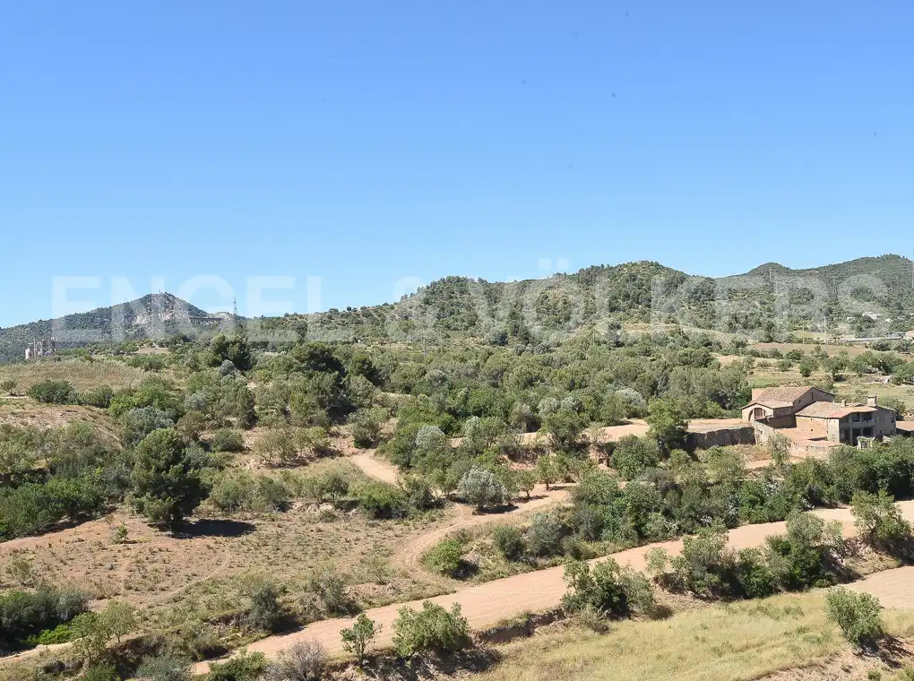 Nave industrial en venta en Sant Just Desvern