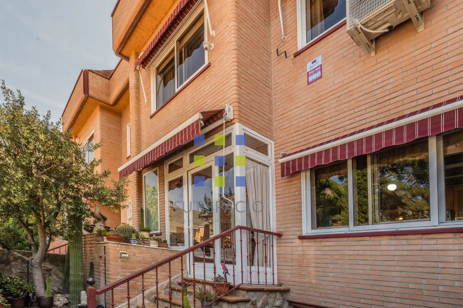 Exterior view of Houses for sale in Valdemoro  with Air Conditioner, Heating and Private garden