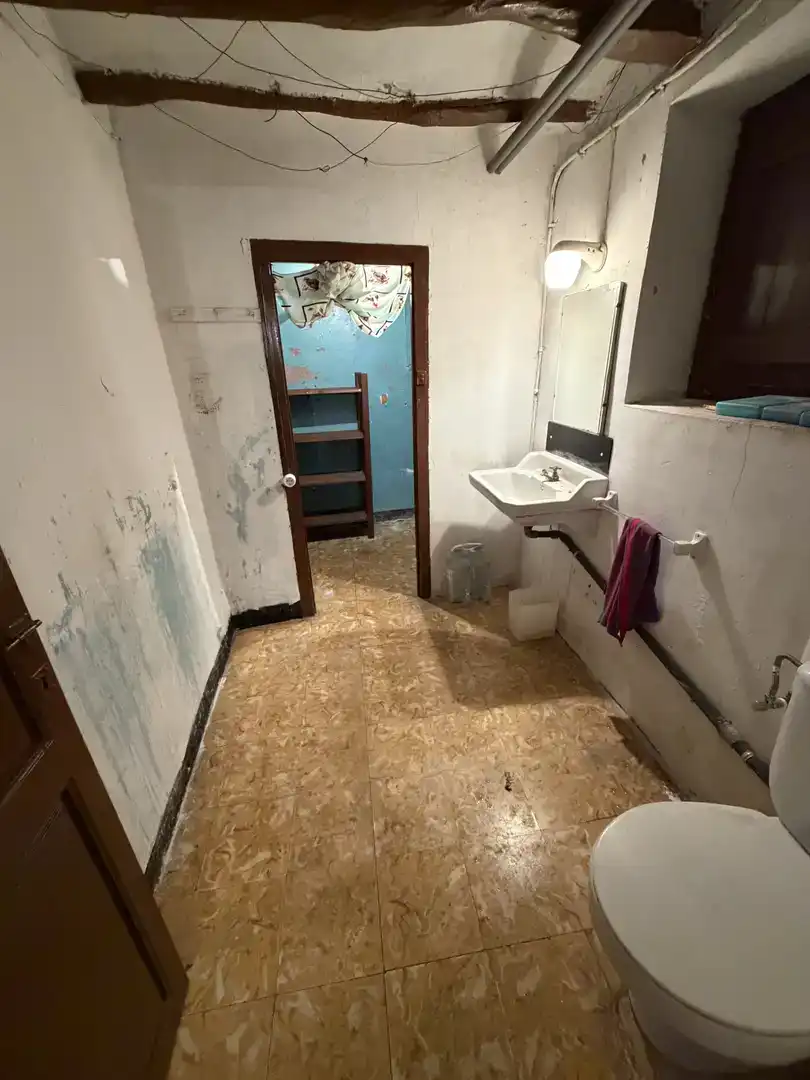 Casa adosada en venda en Bellaguarda amb Moblat