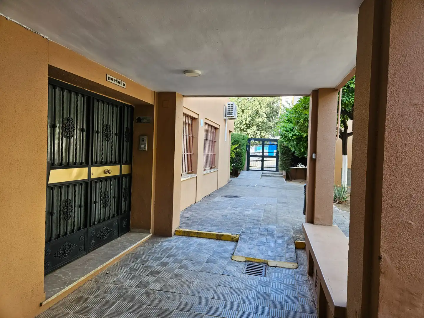 Wohnung zum Verkauf in Sevilla mit Balkon