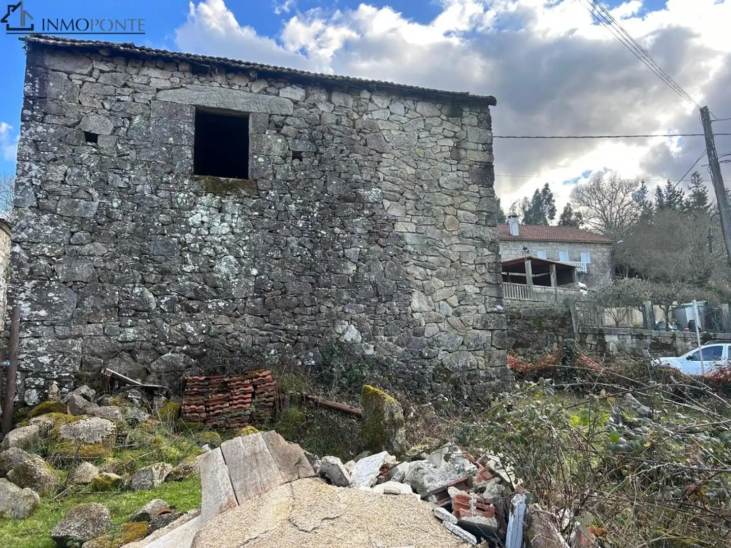 Vista exterior de Casa o xalet en venda en Cerdedo amb Jardí privat i Traster