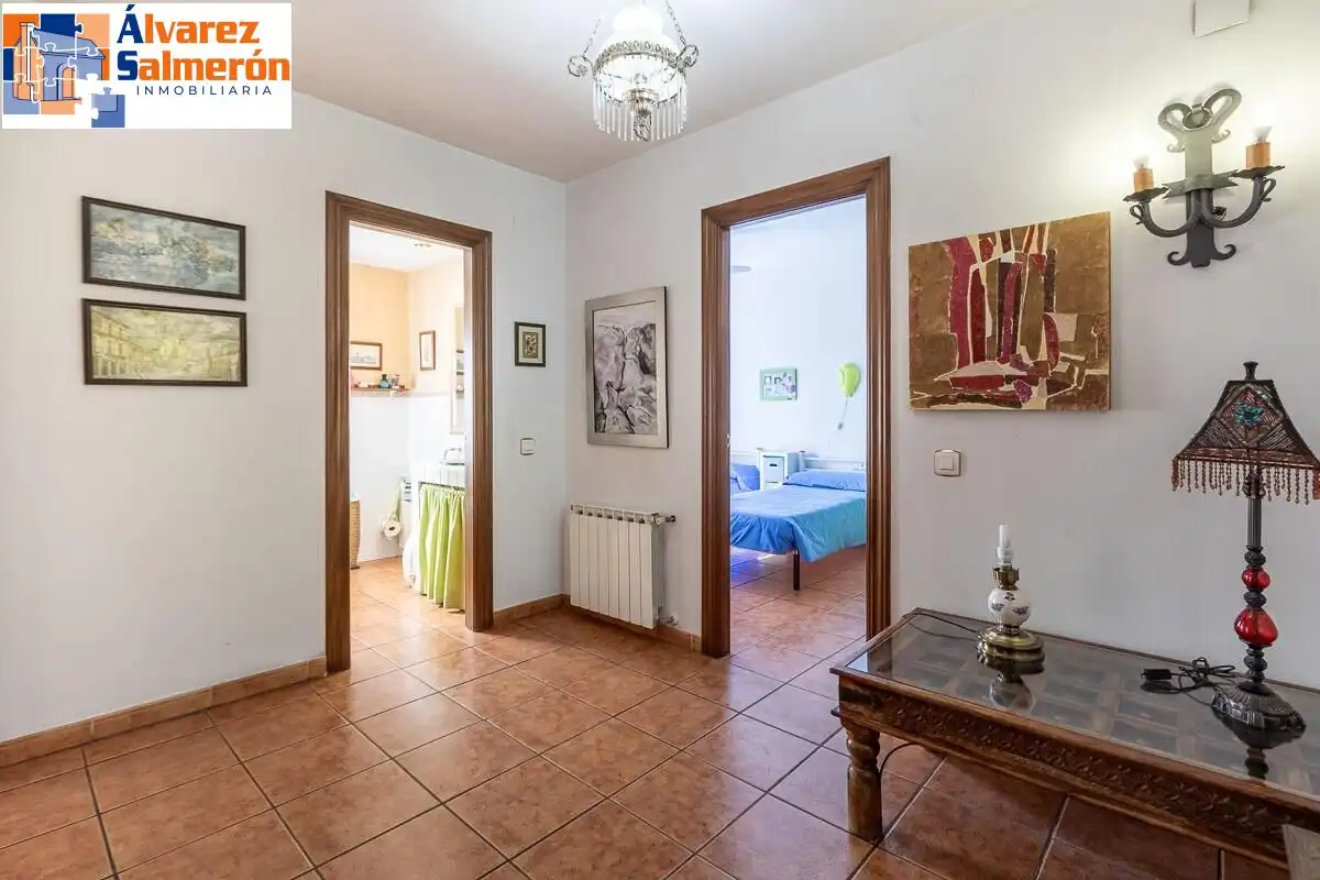 Detached house with pool for sale in Calle del Arache, imagen 30