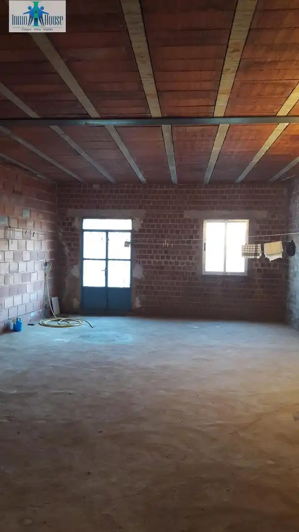 Houses for sale in Alcaraz  with Terrace, Furnished and Balcony