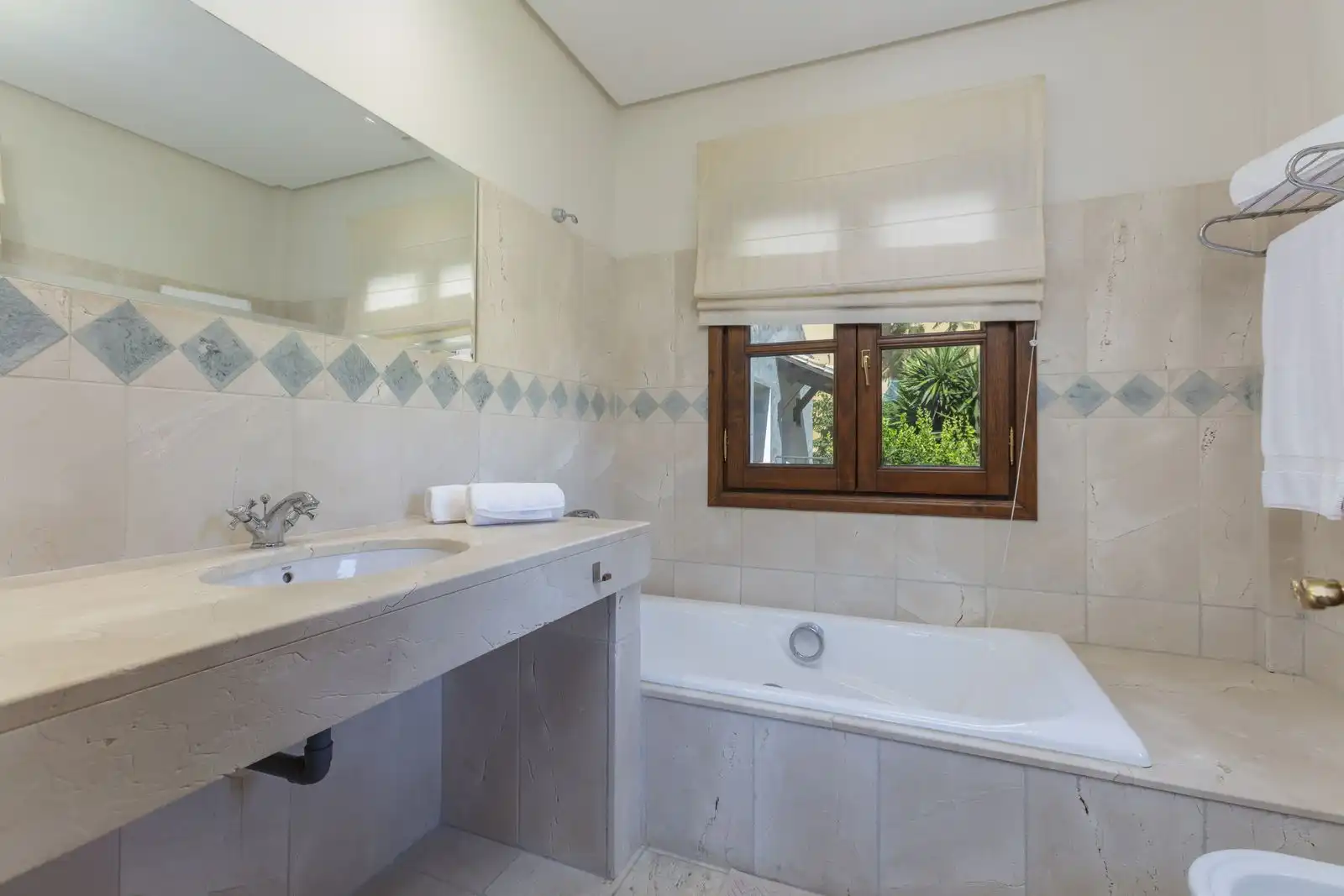 Baño de Casa o chalet en venta en Igualeja con Aire acondicionado, Jardín privado y Piscina