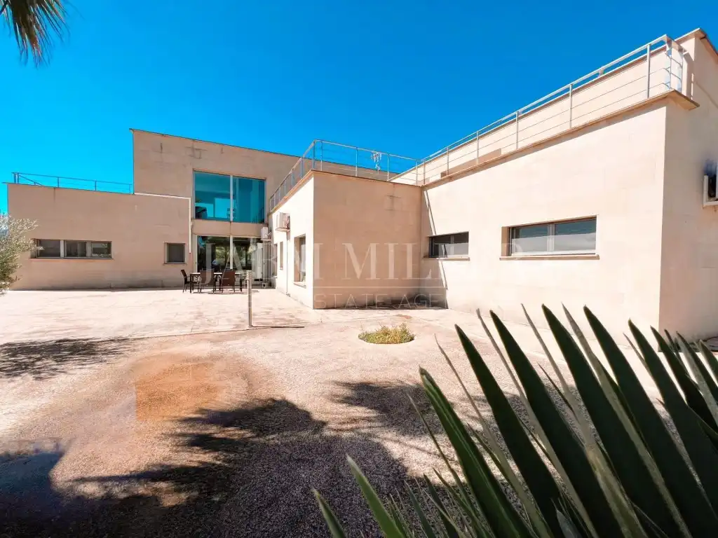 Jardí de Casa o xalet en venda en Yecla amb Aire condicionat, Calefacció i Jardí privat
