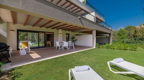 Foto 4 de Apartamento en venta en Las Brisas, Marbella