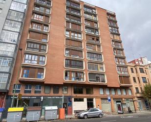 Vista exterior de Pis en venda en Burgos Capital