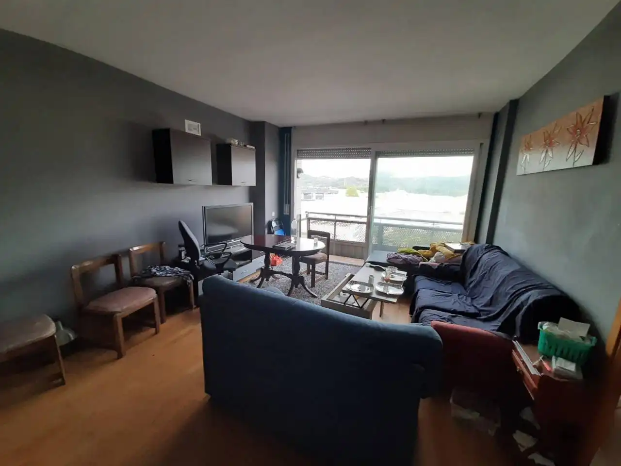 Sala d'estar de Pis en venda en La Llagosta amb Calefacció, Parquet i Moblat