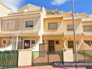 Piso en venta en c/ Vital Aza 32