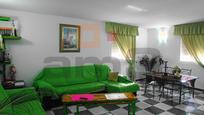 Sala d'estar de Casa o xalet en venda en Turre amb Terrassa, Forn i Rentadora