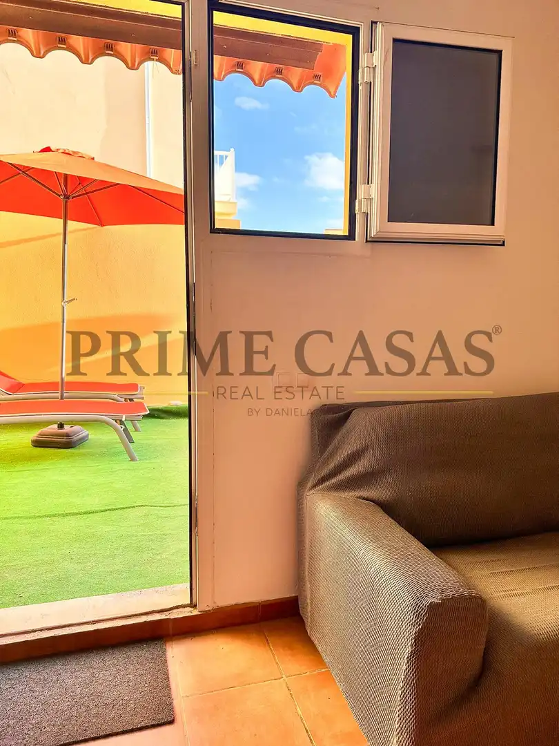 Vista exterior de Casa o xalet en venda en Mogán amb Jardí privat, Terrassa i Traster