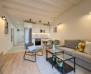 Apartament de lloguer a Carrer SANT ANTONI ABAT, El Raval