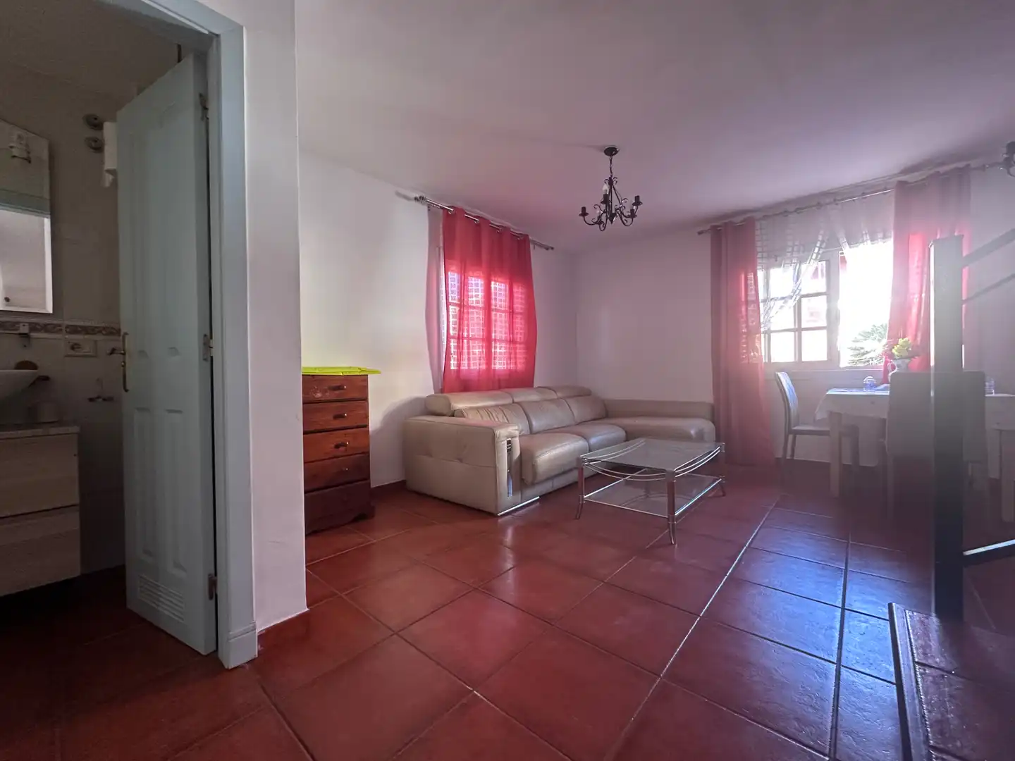 Sala d'estar de Casa adosada en venda en Adeje amb Terrassa, Moblat i Rentadora