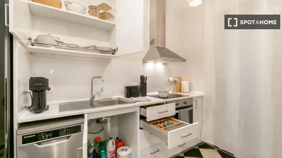 Flat with terrace to rent in Ciutat Vella, imagen 19