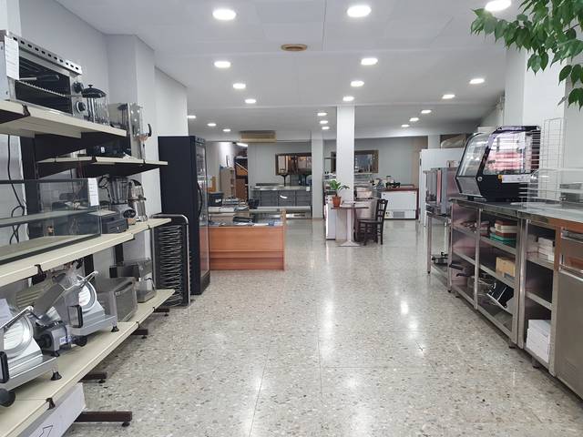 Local comercial en Venta en Avinguda Mas Sellarès en Centre - Estació