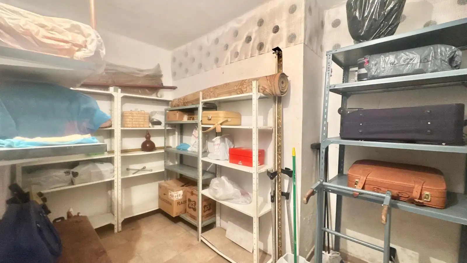 Apartamento en venta en Madrid con Calefacción y Trastero