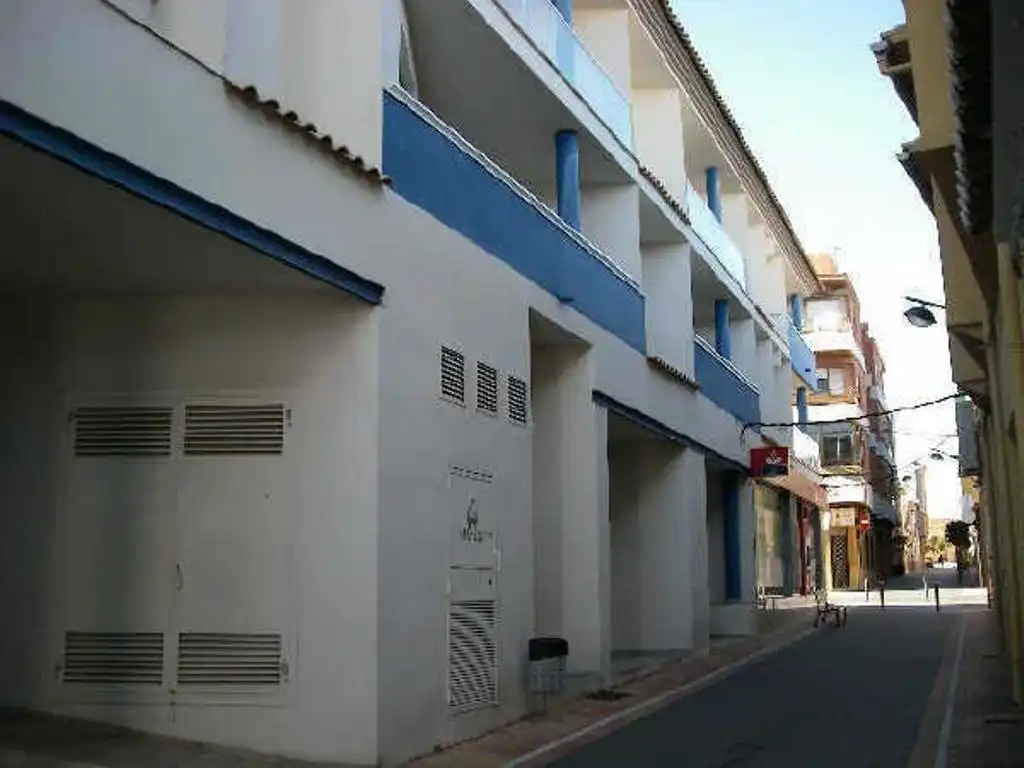 Business premises for sale in CALDERON DE LA BARCA