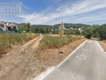 Terrenys i solars en venda a Carrer Montserrat Roig