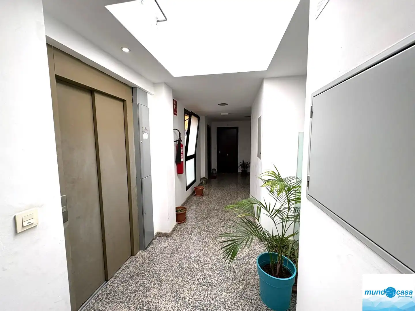 Flat for sale in Pinseque  with Air Conditioner, Heating and Terrace