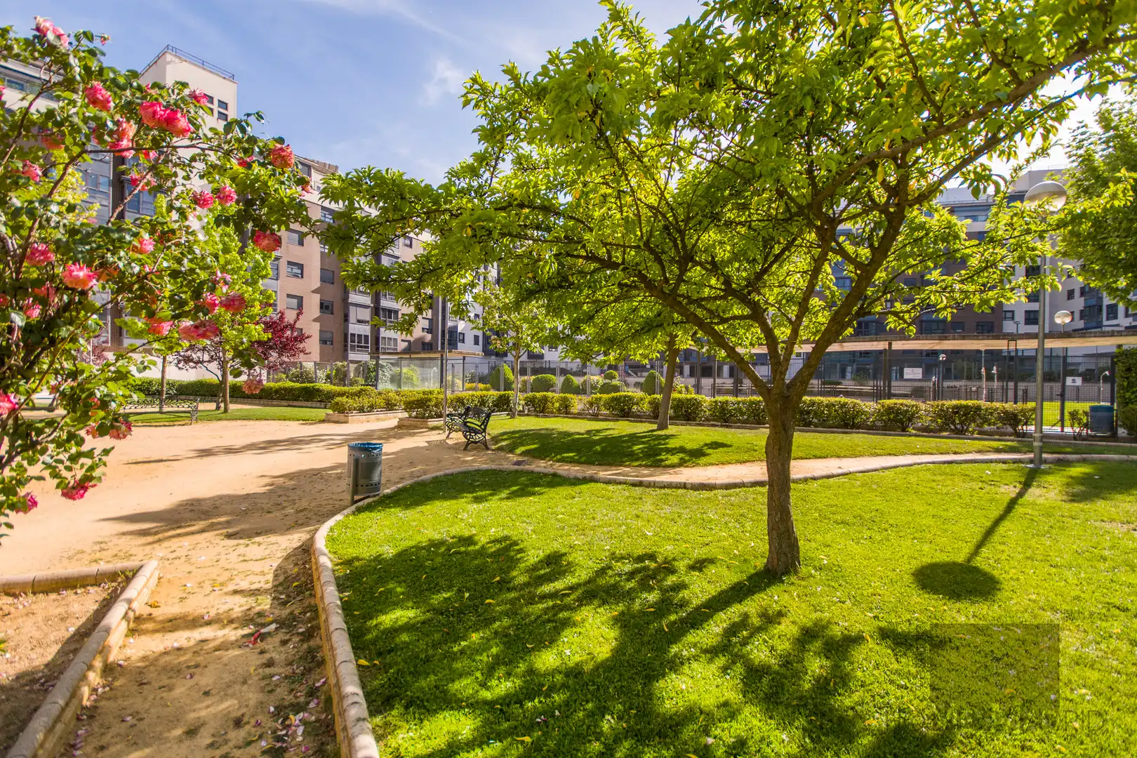 Exterior view of Flat for sale in Madrid  with Air Conditioner, Heating and Storage room