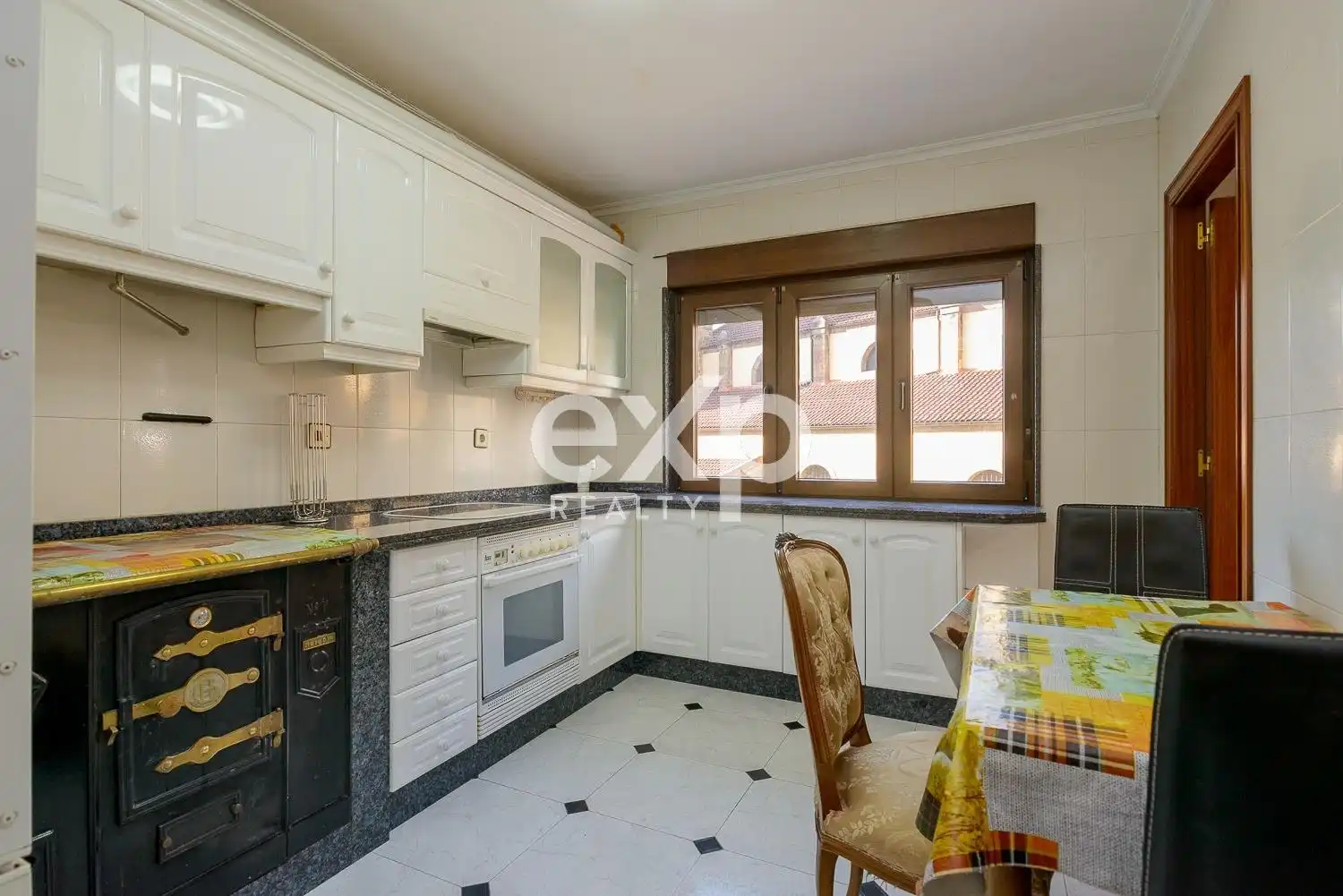 Kitchen of Flat for sale in Aller  with Heating, Terrace and Storage room