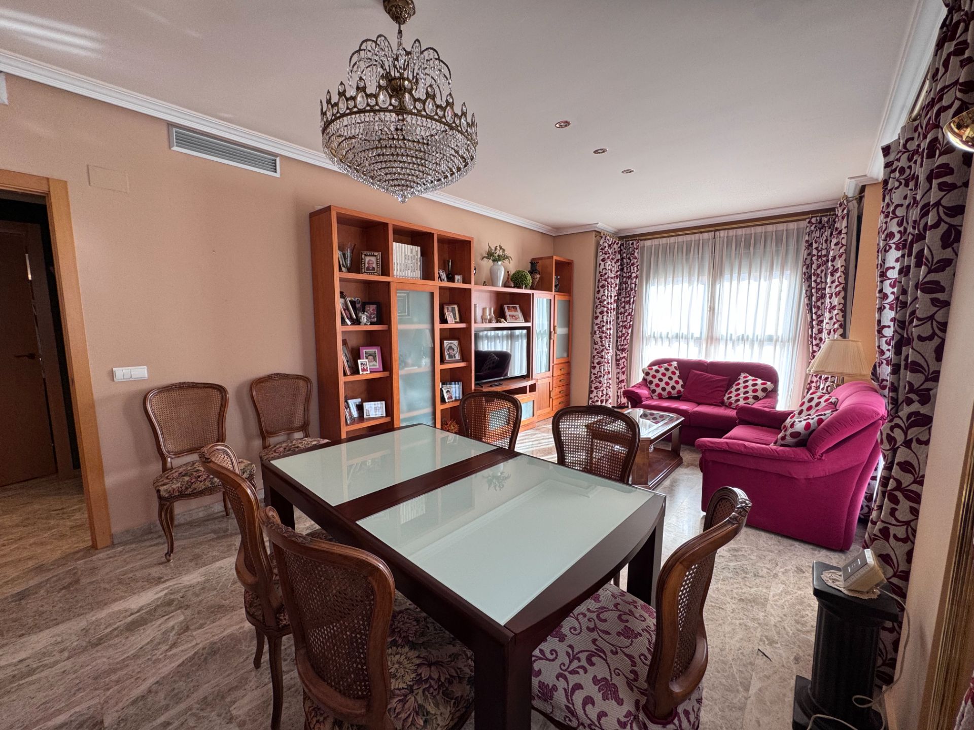 Living room of Flat for sale in Xirivella  with Air Conditioner, Furnished and Balcony