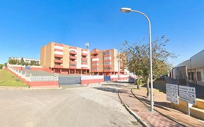 Vista exterior de Apartament en venda en Almonte amb Jardí privat, Piscina i Balcó