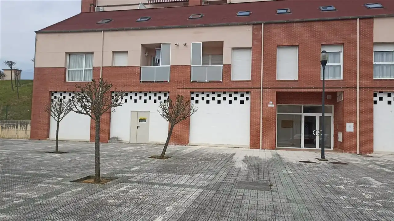 Local comercial en venda a PARAYO, imagen 4