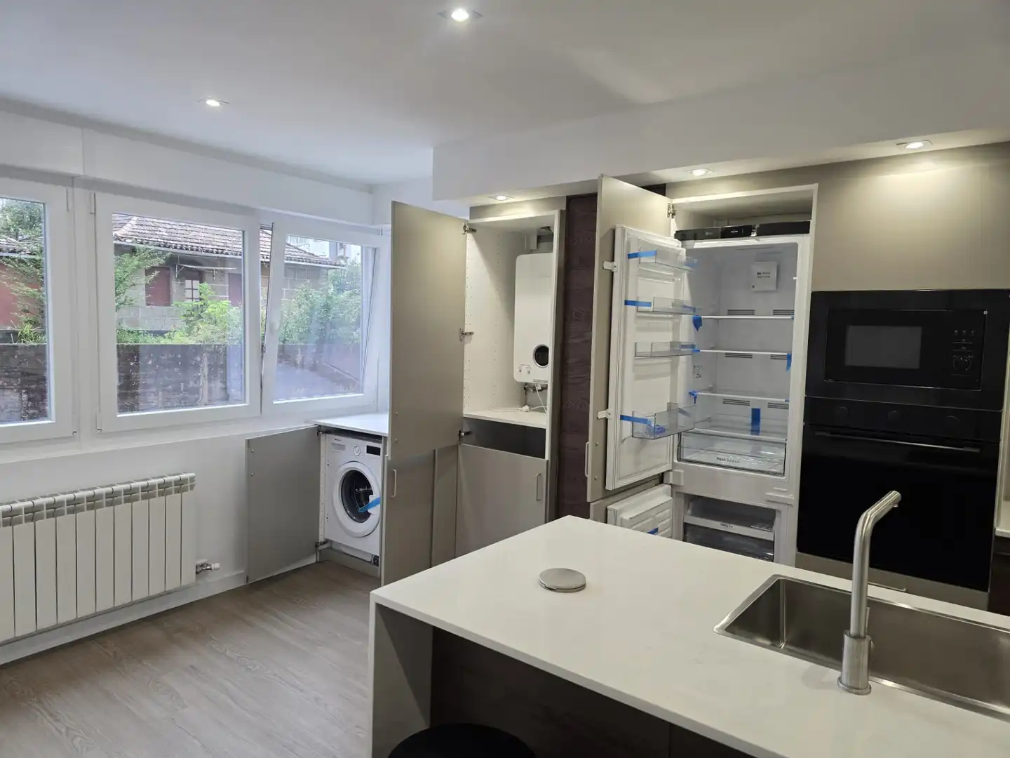 Kitchen of Flat for rent in Vigo 
