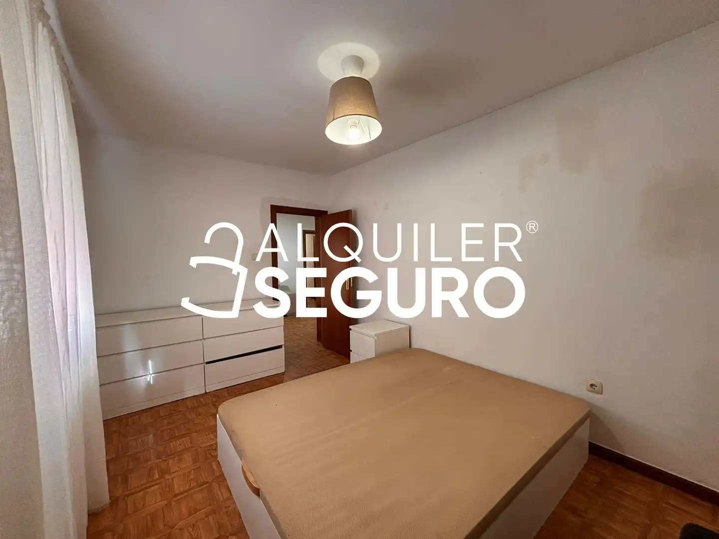 Wohnung zur Miete in del Campo de la Paloma, Palomeras Sureste