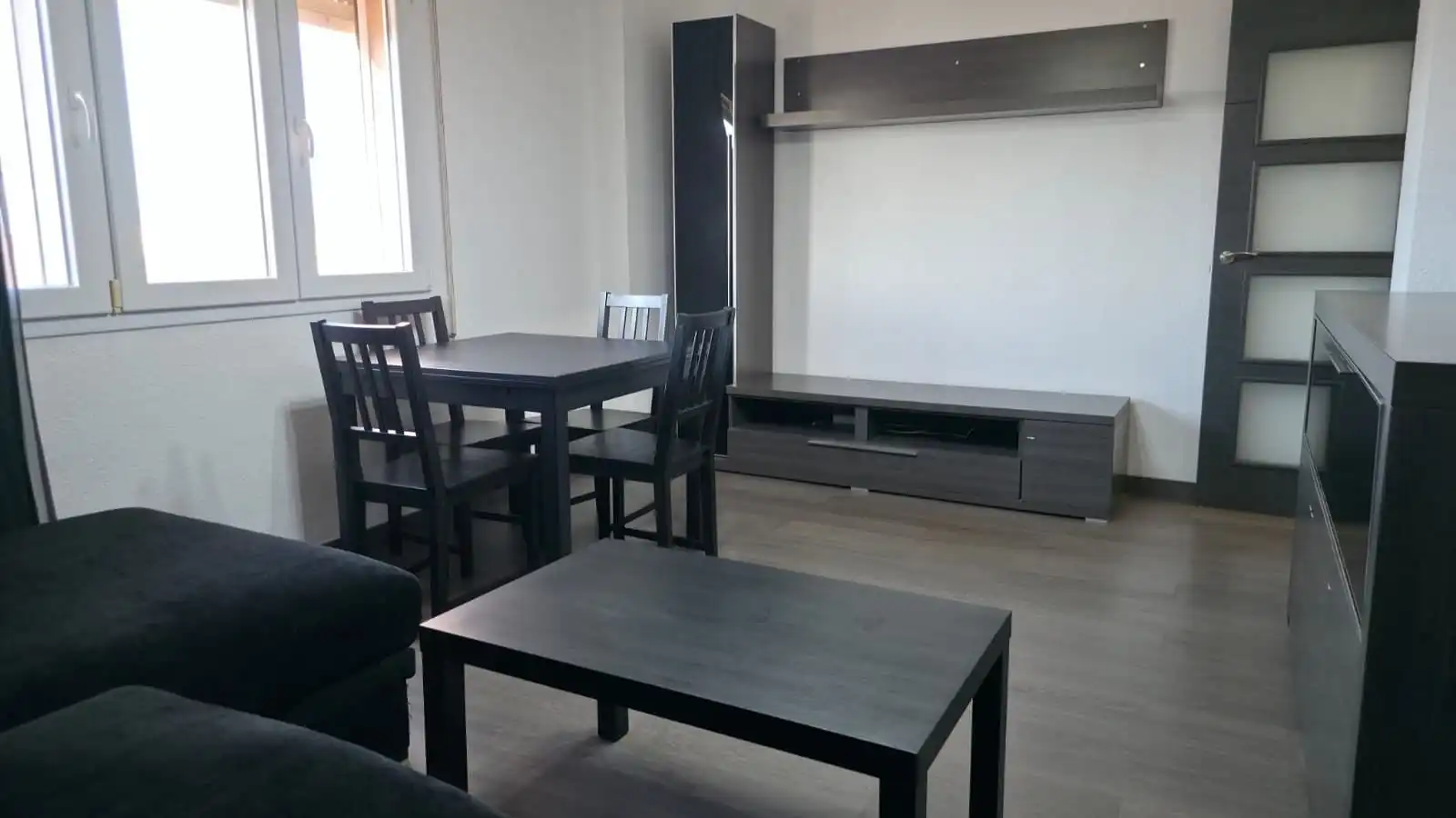Flat for rent in de La Banqueta, Santa Bárbara - Ciudad Deportiva