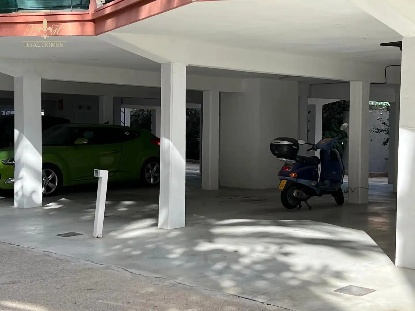 Parking of Flat for rent in Benidorm  with Terrace