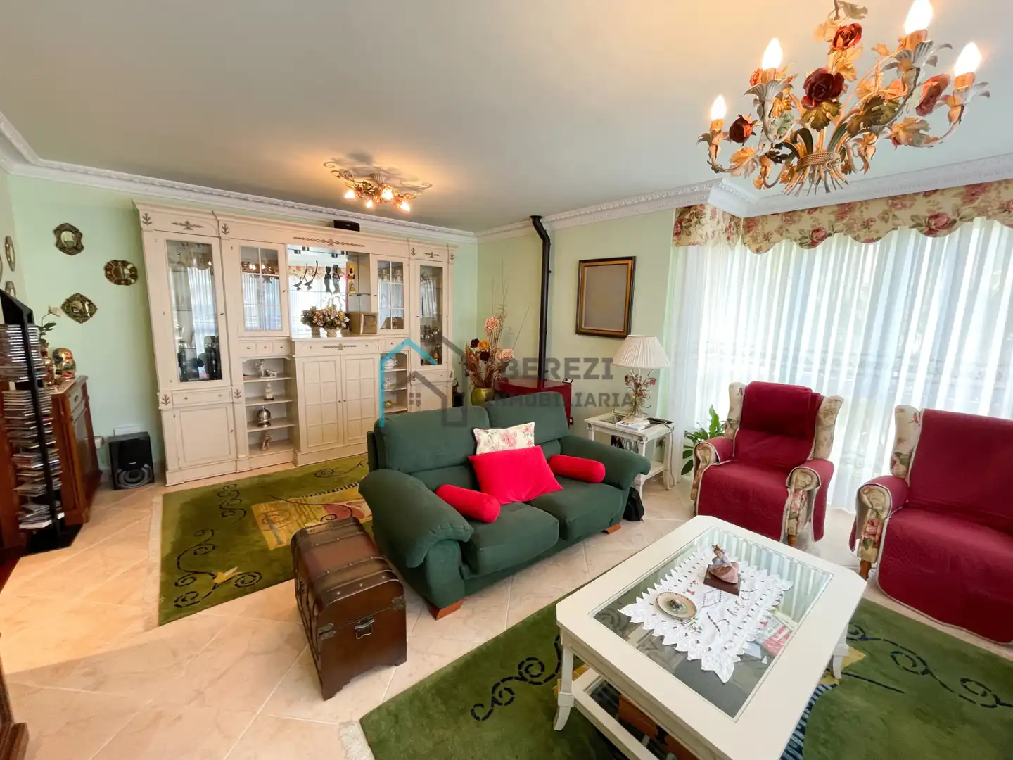 Sala de estar de Casa adosada en venta en Mundaka con Calefacción, Jardín privado y Amueblado