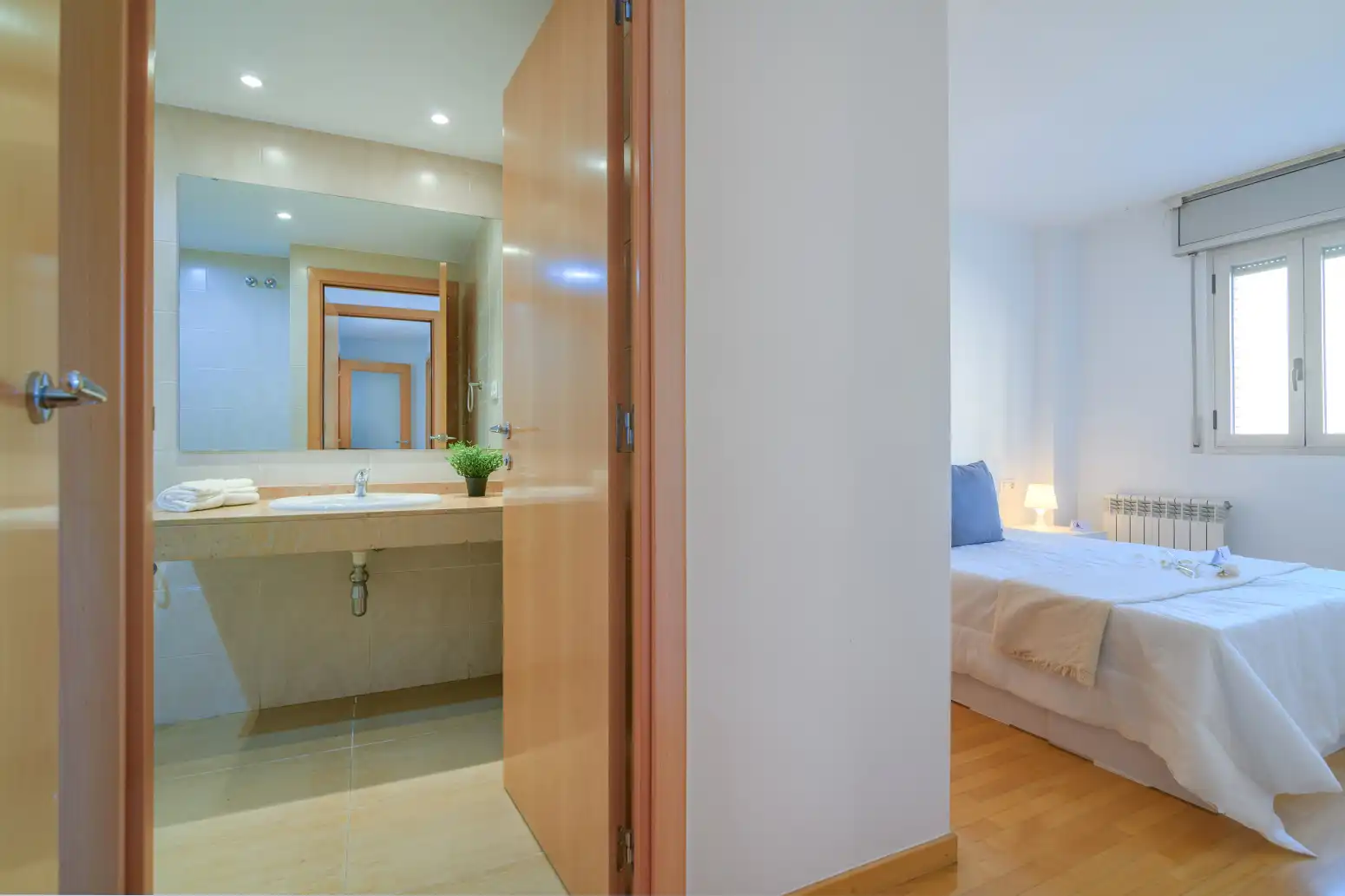 Habitación de Piso en venta en Viladecans con Calefacción, Jardín privado y Parquet