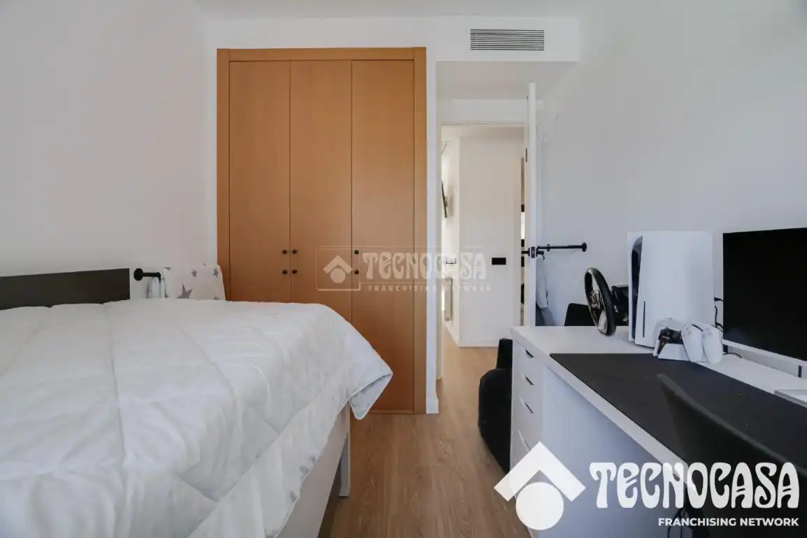 Habitación de Piso en venta en Viladecans con Terraza, Trastero y Amueblado