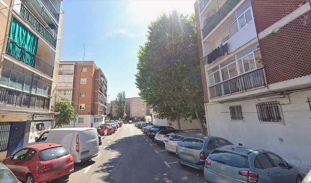 Planta baja en Venta en Rio Ter en Casco Antiguo