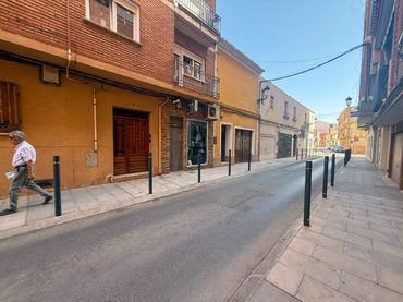 Piso con ascensor en venta en Calle José María Serna 5