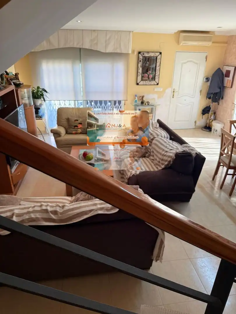 Living room of Detached homes for sale in Benicasim / Benicàssim  with Air Conditioner, Heating and Terrace