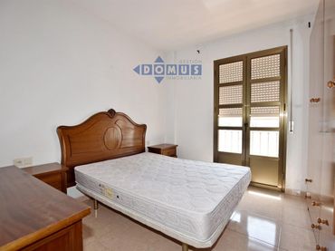 Flat with lift for sale in Centro