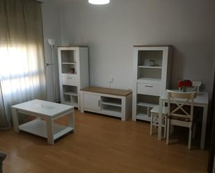 Sala d'estar de Apartament en venda en Puertollano amb Aire condicionat i Terrassa