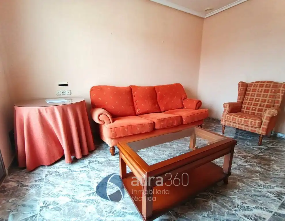 Wohnzimmer von Wohnung zur Miete in  Logroño mit Heizung, Terrasse und Möbliert