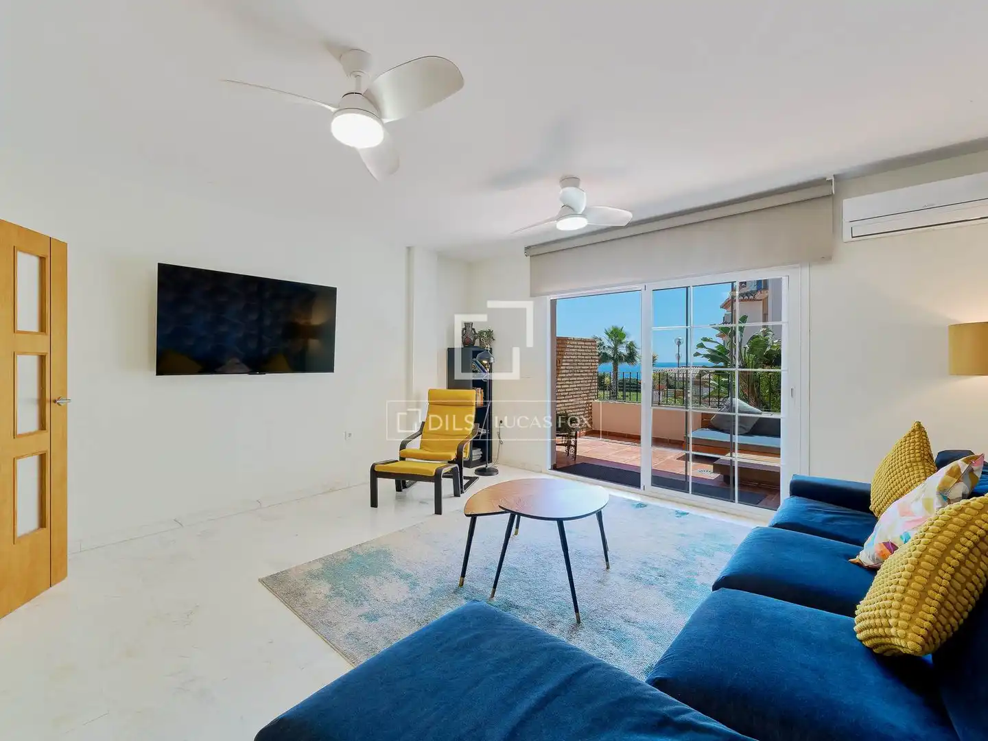 Exterior view of Flat for sale in Almuñécar  with Air Conditioner, Terrace and Swimming Pool