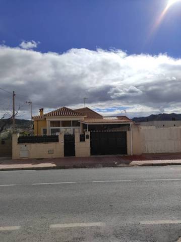 Casa-chalet en Venta en Av. Enrique Pastor en Hondón de los Frailes