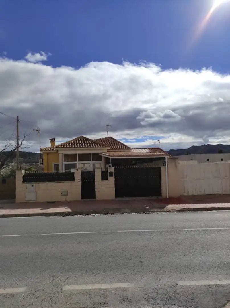 Villa zum Verkauf in Av. Enrique Pastor